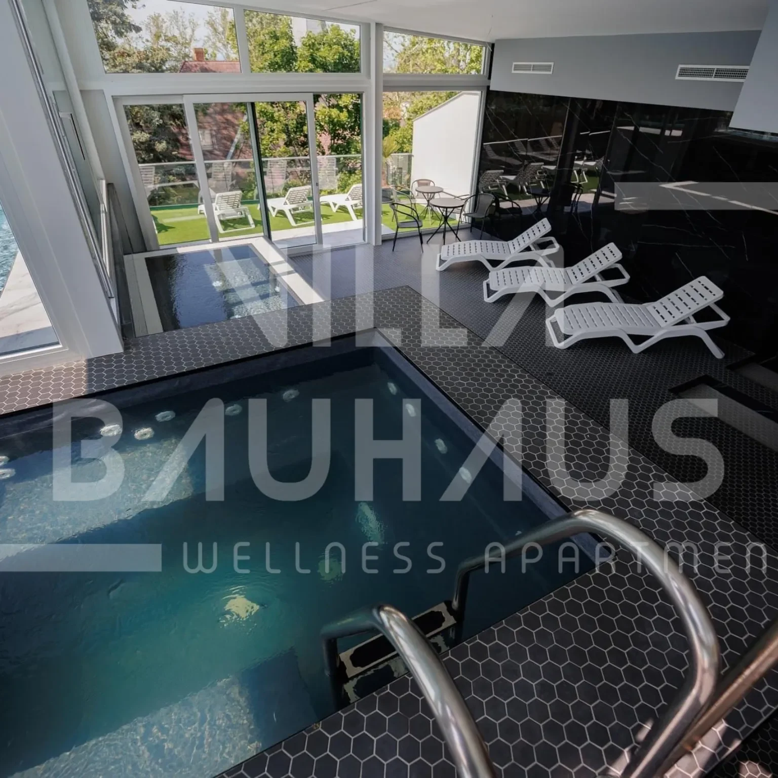 Villa Bauhaus Wellness Apartments Siófok